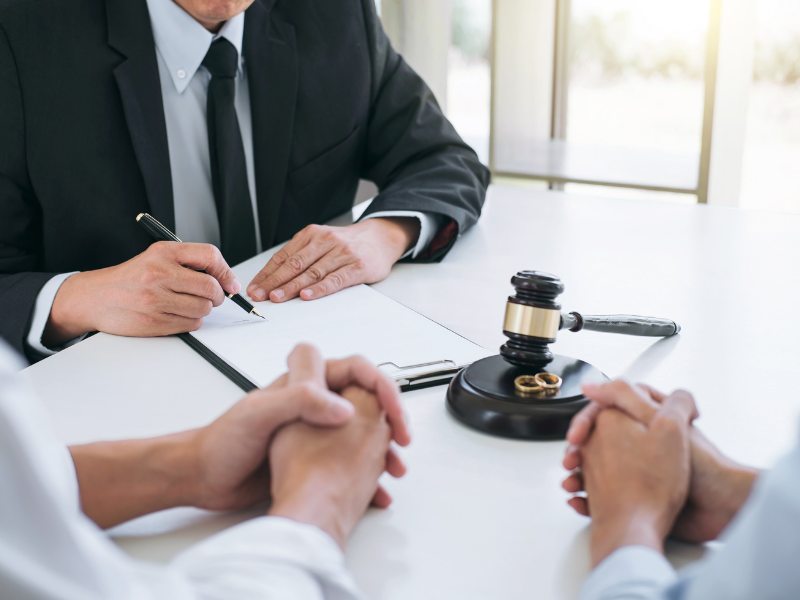 Divorce mediation attorney consulting clients